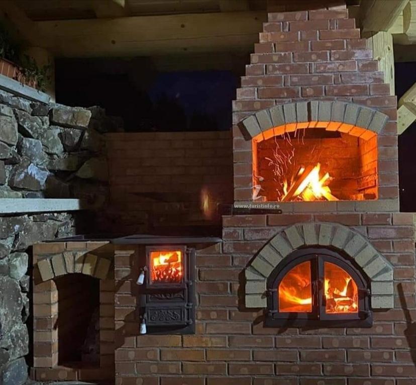 Villa Casa Anghel Bilbor Esterno foto